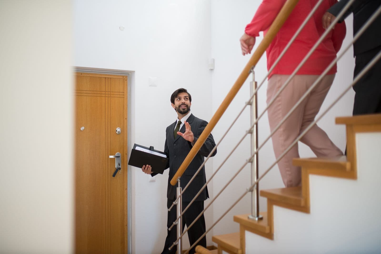 A fast website and trusted email for an estate agency